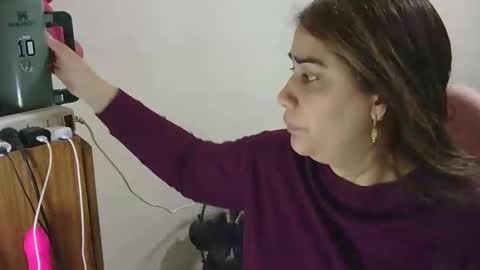Snapshot of nahiarabiel chatting on 05/15/26, 04:47 nahiarabiel online show from 05/15/26, 04:47