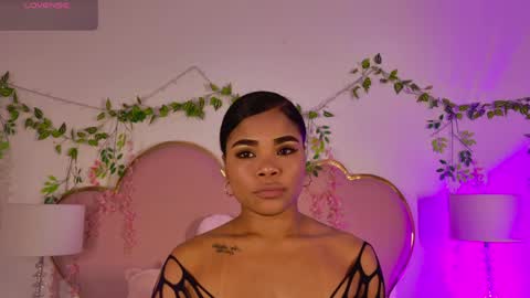 Snapshot of nahiarareina chatting on 05/02/26, 02:00 NahiaraReina online show from 05/02/26, 02:00