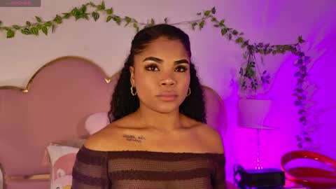 Snapshot of nahiarareina chatting on 05/29/26, 01:42 NahiaraReina online show from 05/29/26, 01:42