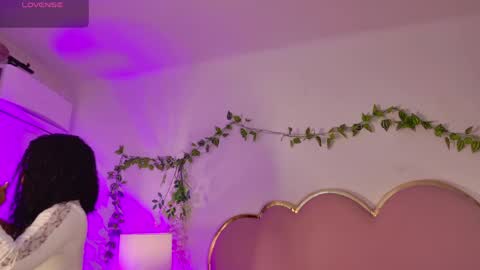 Snapshot of nahiarareina chatting on 06/07/26, 02:10 NahiaraReina online show from 06/07/26, 02:10