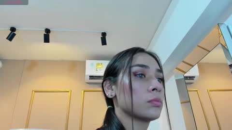 Nahimi online show from 10/25/25, 07:08
