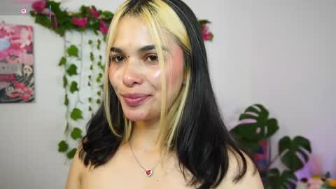 Naho  Sigueme en mis Redes Sociales Follow me on my social networks online show from 04/18/26, 01:42