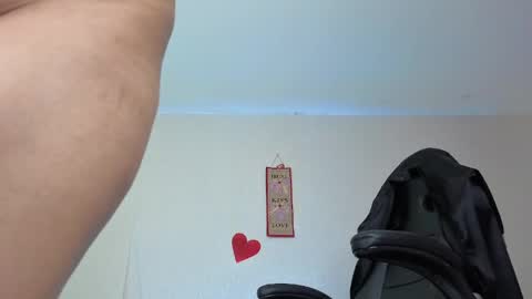 valeria online show from 05/17/26, 03:59