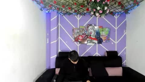 nahomi_hot2002 online show from 05/10/26, 12:10