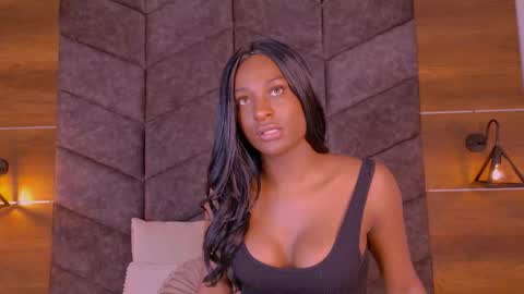  VICTORIA  online show from 11/06/25, 07:37