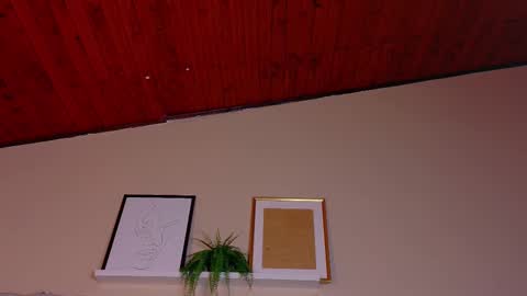  VICTORIA  online show from 03/20/26, 07:52