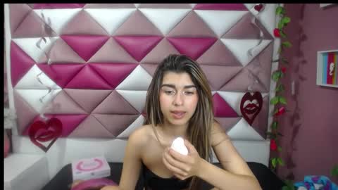 NahomiConnorr online show from 01/10/25, 03:58