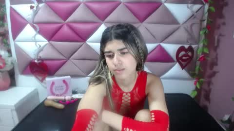 NahomiConnorr online show from 01/15/25, 07:12