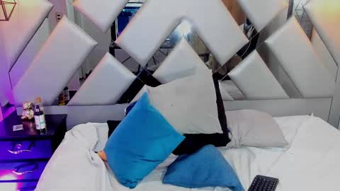 Nahomi  online show from 03/01/25, 12:17