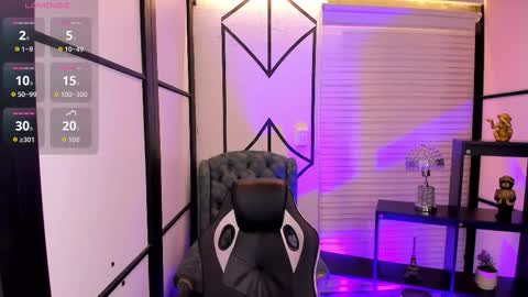 Nahomi online show from 11/10/25, 04:11