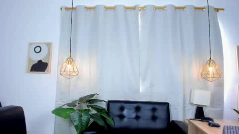 Nahomy Whitte online show from 04/24/26, 12:51