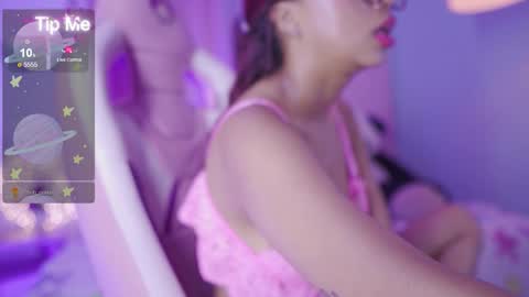 nahomy 2308 online show from 03/19/26, 02:43