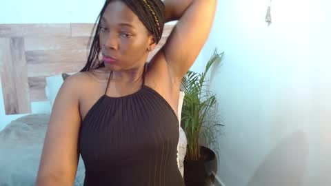 nahomy_gree online show from 03/23/26, 06:45