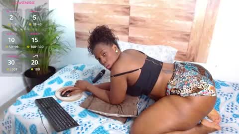 nahomy_gree online show from 04/24/26, 04:59