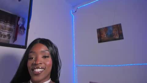 Nahomy  online show from 03/05/26, 07:54