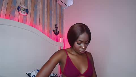 Naia online show from 03/05/25, 06:56