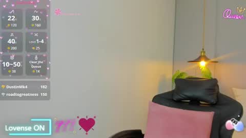 Snapshot of naiara30_ chatting on 07/28/26, 06:20 N A I A R A online show from 07/28/26, 06:20