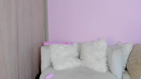 Snapshot of naileea chatting on 02/06/25, 05:09 online show from 02/06/25, 05:09