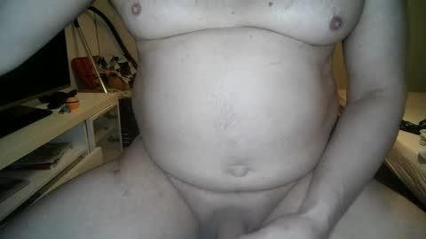 Snapshot of naimando353223 chatting on 10/05/25, 04:22 naimando353223 online show from 10/05/25, 04:22