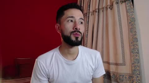 Snapshot of nainpaulo chatting on 10/01/25, 02:01 nainpaulo online show from 10/01/25, 02:01