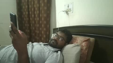 NAIRANANDU28 online show from 04/13/26, 08:03