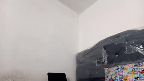 naisha and axel2 online show from 02/05/26, 05:39