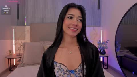 Snapshot of naishaford_1 chatting on 09/10/25, 02:17 Naisha Ford online show from 09/10/25, 02:17