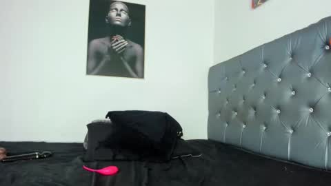 NAJAYLAINDEPENDENT MODEL online show from 04/18/26, 07:58