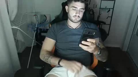 Snapshot of najidalquazar chatting on 12/18/24, 05:00 Najid online show from 12/18/24, 05:00