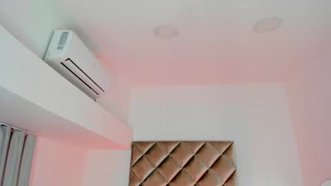 Snapshot of nakamura_san chatting on 01/14/25, 11:42 INSTAGRAM  m2221     online show from 01/14/25, 11:42