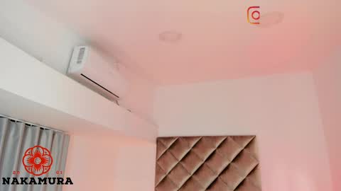 Snapshot of nakamura_san chatting on 02/14/25, 11:31 INSTAGRAM  m2221     online show from 02/14/25, 11:31