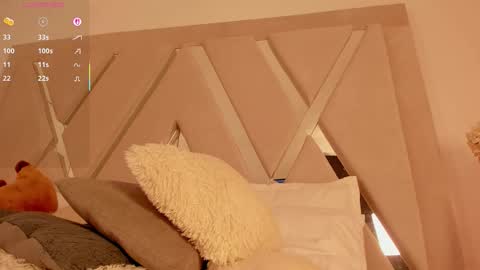 INSTAGRAM  m2221     online show from 02/12/26, 09:59