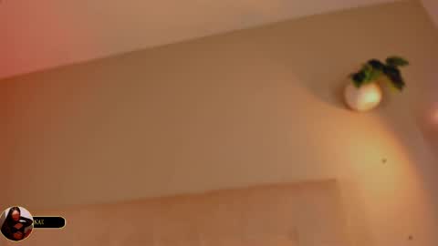 INSTAGRAM  m2221     online show from 04/01/26, 01:41