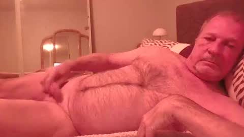 Naked4Ladies online show from 10/28/25, 07:34