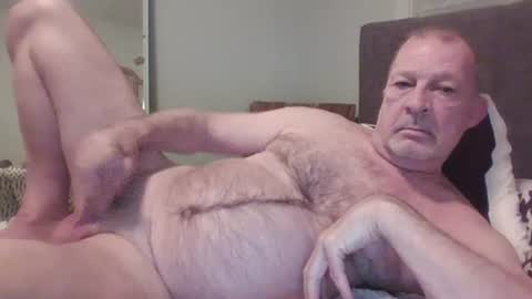 Snapshot of naked4ladies2 chatting on 06/16/26, 06:05 Naked4Ladies online show from 06/16/26, 06:05