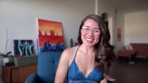 Snapshot of nakedpaint245477 chatting on 02/17/25, 11:31 nakedpaint245477 online show from 02/17/25, 11:31