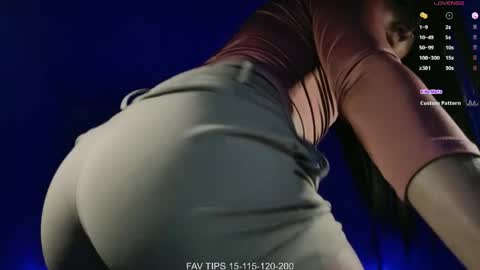 Onlyf4s nalalan29 online show from 05/01/26, 05:23