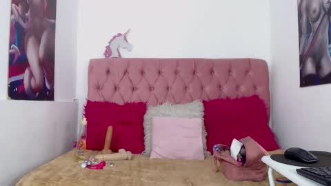 NALAROY online show from 11/20/25, 03:12