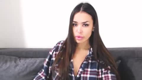 Snapshot of name666999 chatting on 01/12/26, 04:01 Lady online show from 01/12/26, 04:01