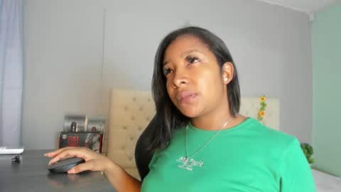 Snapshot of nami_sam chatting on 03/08/25, 12:41 nami_sam online show from 03/08/25, 12:41