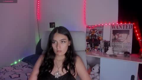 nami_white online show from 09/24/25, 12:14