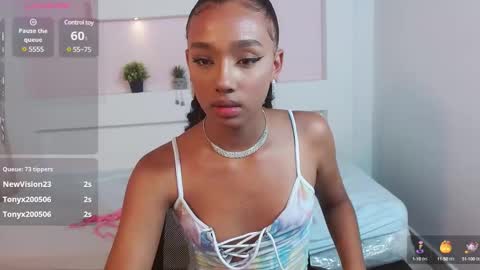 Namoi Smith online show from 12/21/24, 10:39