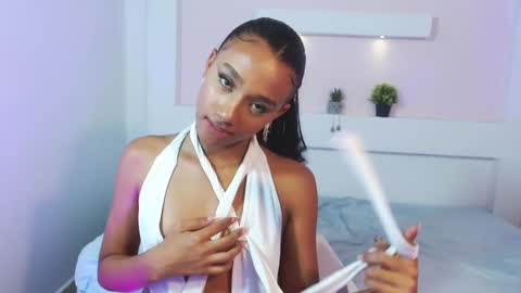 Namoi Smith online show from 12/23/24, 09:59