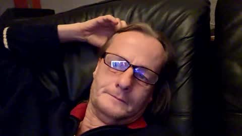 Snapshot of namorreyeb chatting on 10/26/25, 07:53 namorreyeb online show from 10/26/25, 07:53