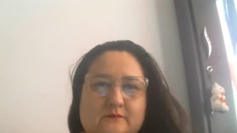 Snapshot of nana1545 chatting on 10/22/25, 08:52 nana1545 online show from 10/22/25, 08:52