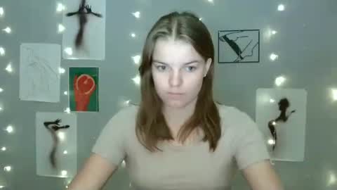 Nana online show from 09/10/25, 06:13