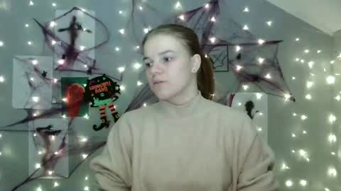 Nana online show from 10/13/25, 08:03