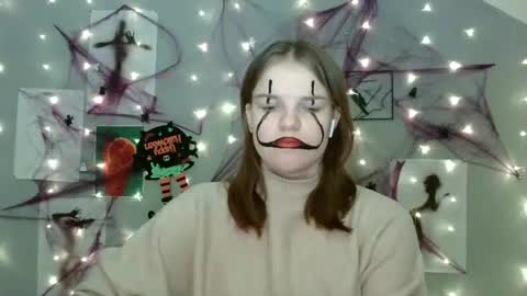 Nana online show from 10/21/25, 08:04