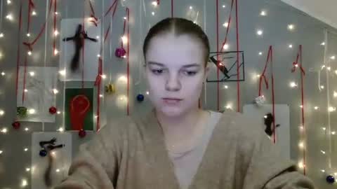 Nana online show from 11/04/25, 09:08