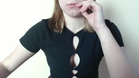 Nana online show from 03/05/26, 05:58